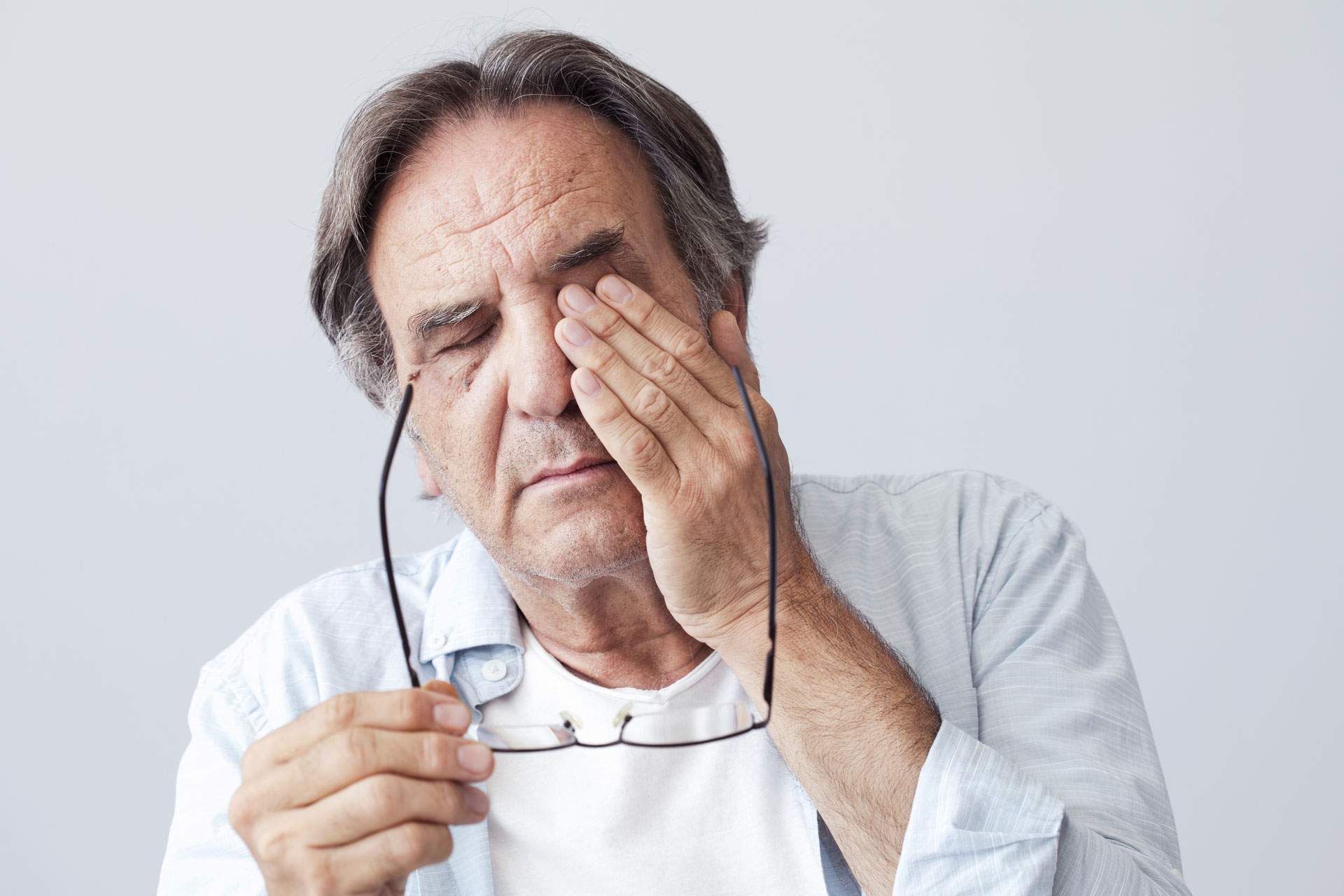 Müdigkeit und Depression / Was gegen trockene Augen hilft