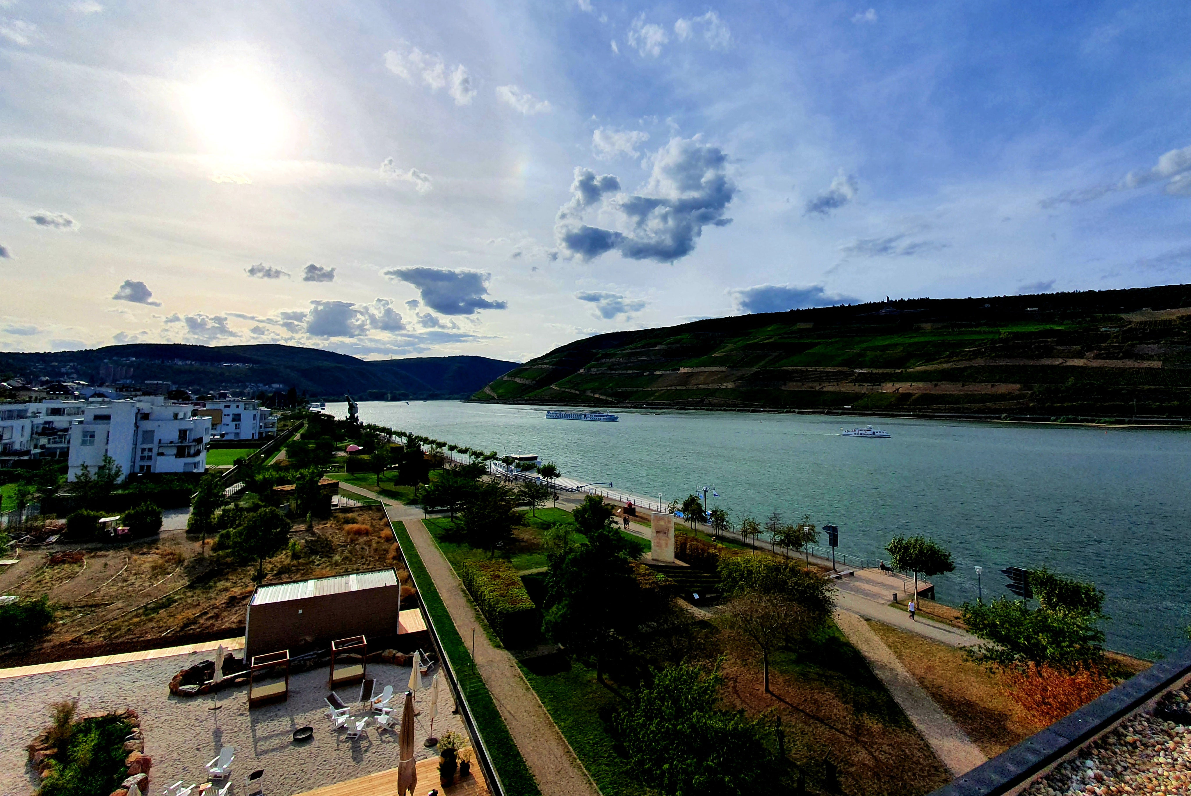 Jasmin Meisberger über das neue Hotel "Papa Rhein" in Bingen