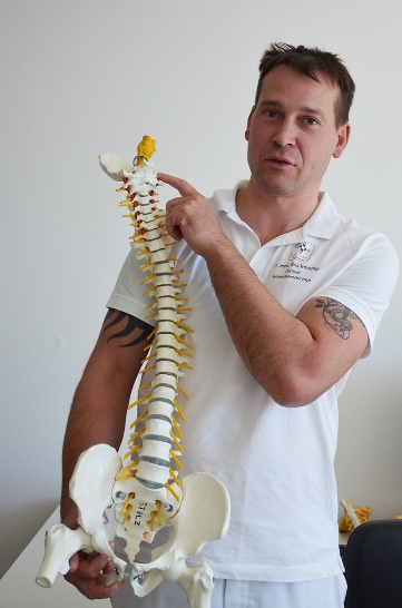 Vortragsreihe: Dr. Nils Irmschers - Chefarzt der Wirbelsäulenchirurgie für die Diakonie Krankenhäuser