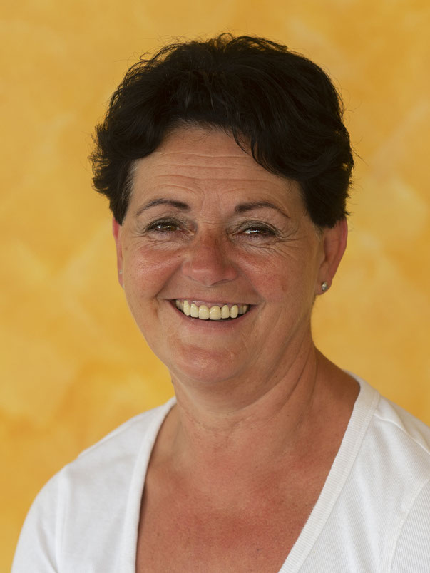 Rosa Oho leitet den Gesprächskreis Demenz bei den Franziskanerbrüder vom Heiligen Kreuz Foto: Franziskanerbrüder vom Heiligen Kreuz